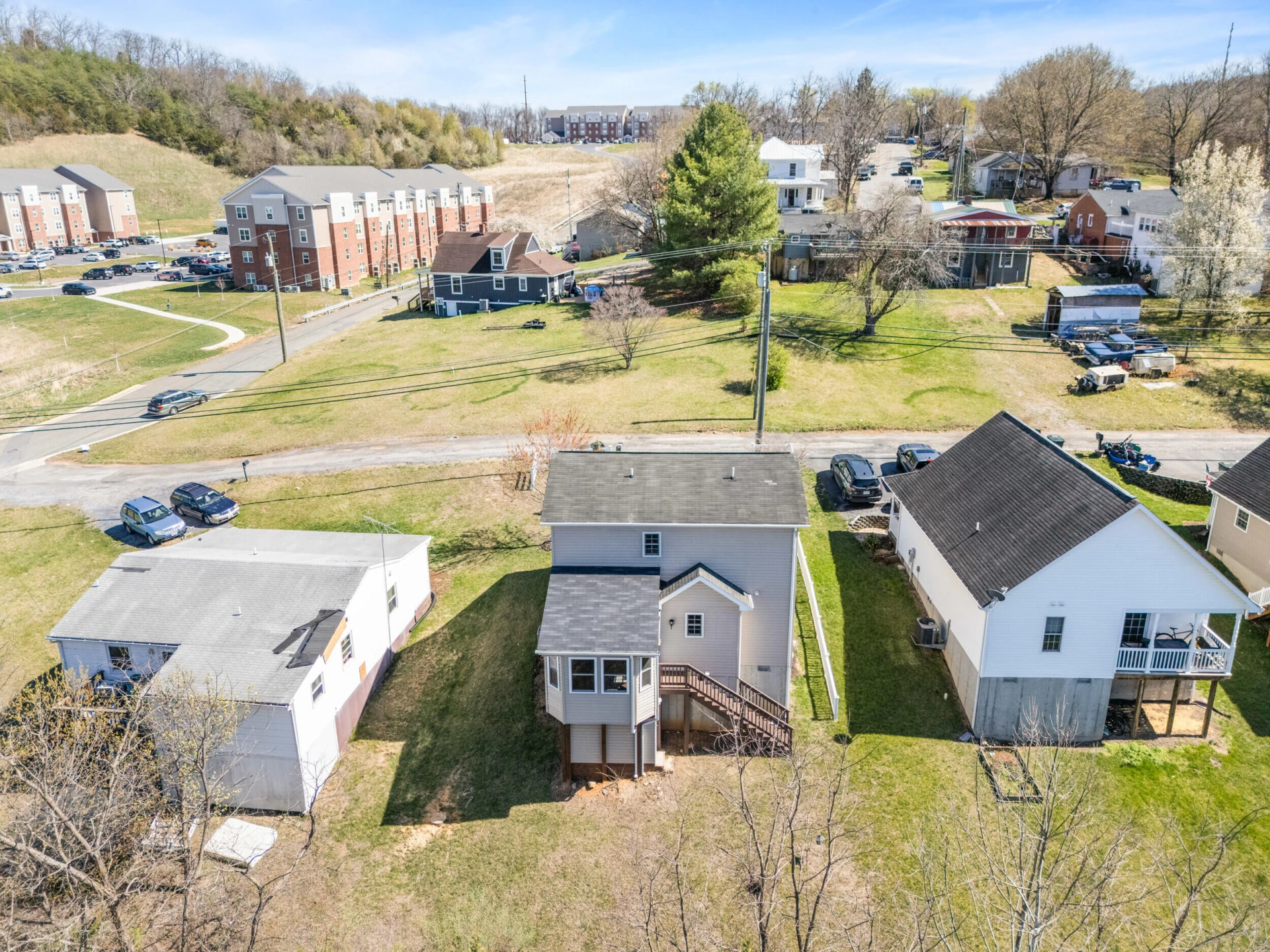 1004 Middlebrook AVE - Photo 6