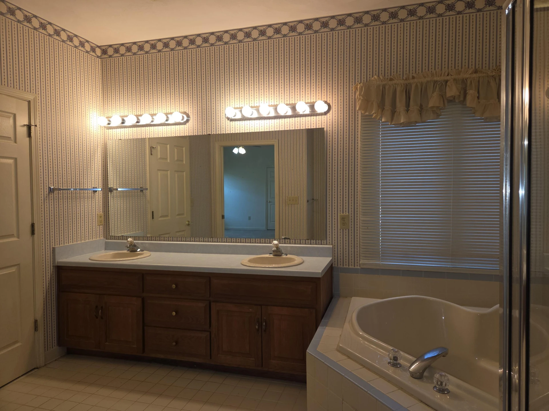 48 Highfield LN - Photo 17