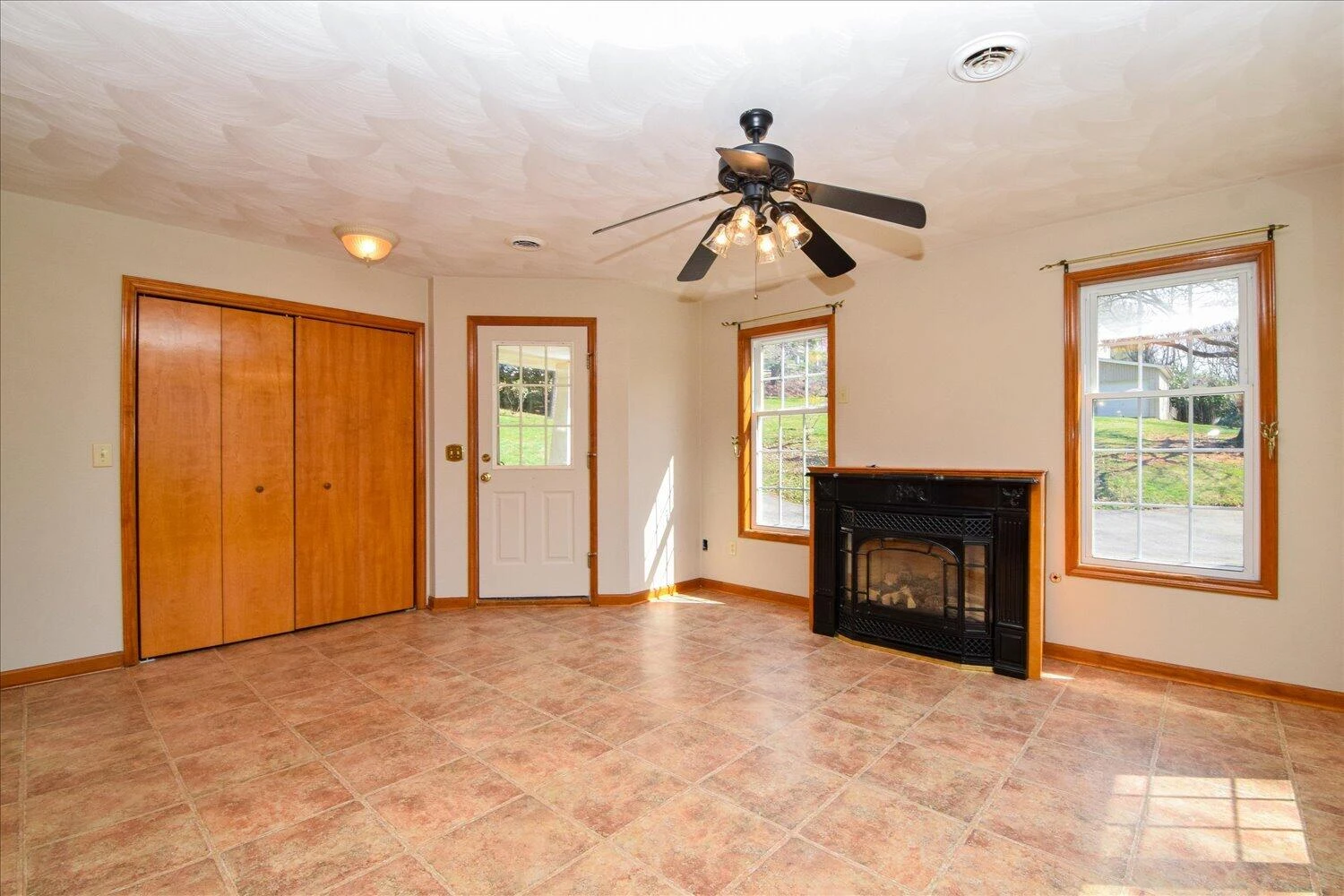 6141 Poage Valley RD - Photo 21