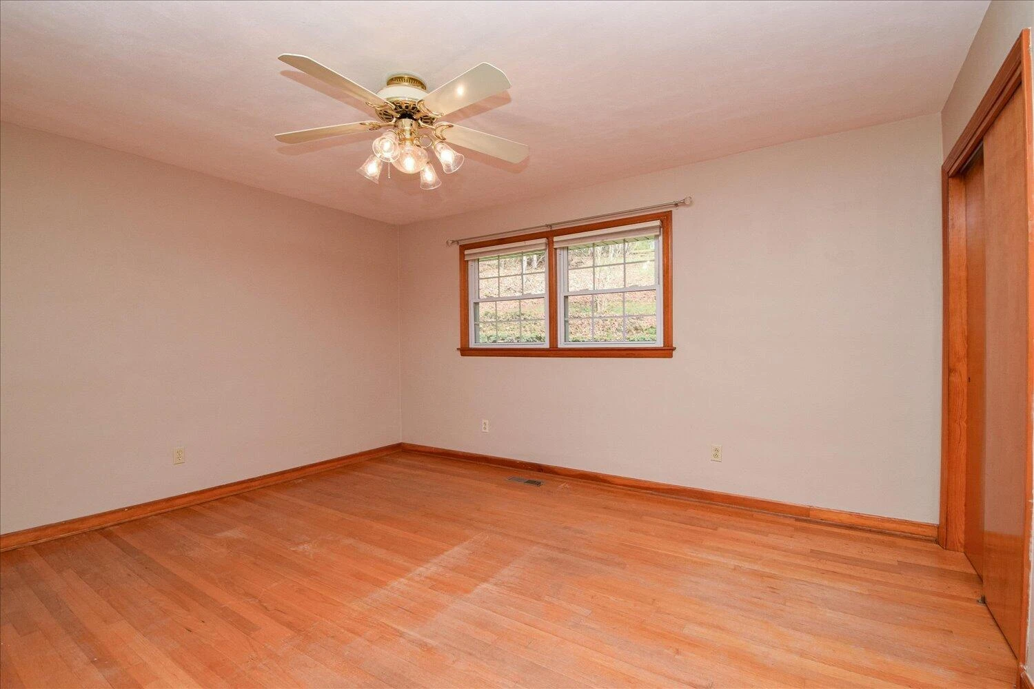 6141 Poage Valley RD - Photo 23