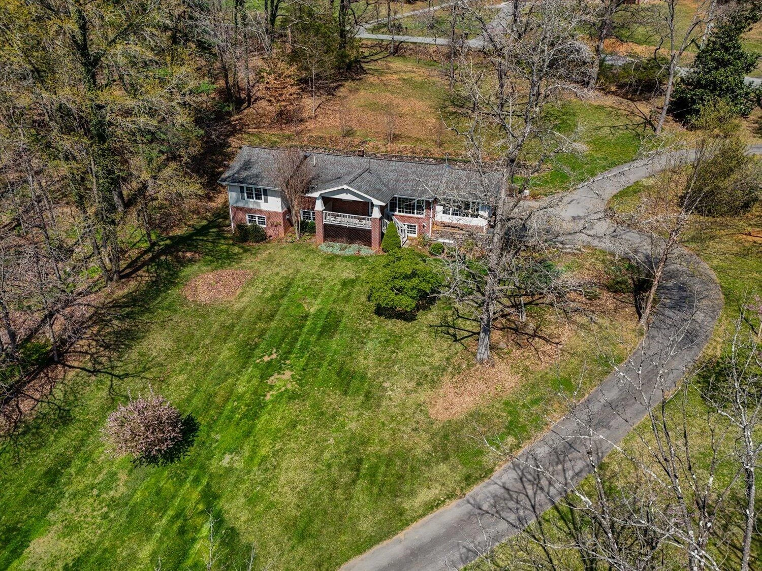 6141 Poage Valley RD - Photo 9