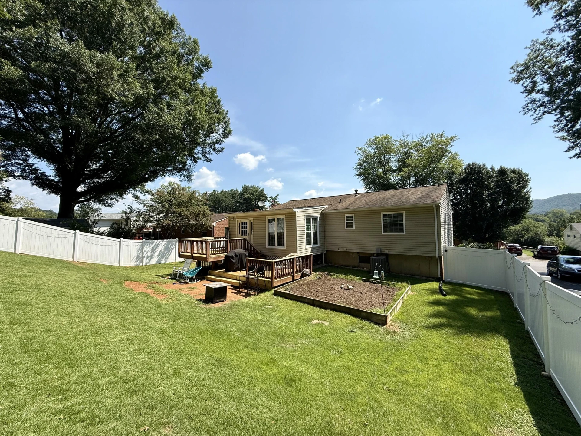 3865 Meadowlark RD - Photo 16