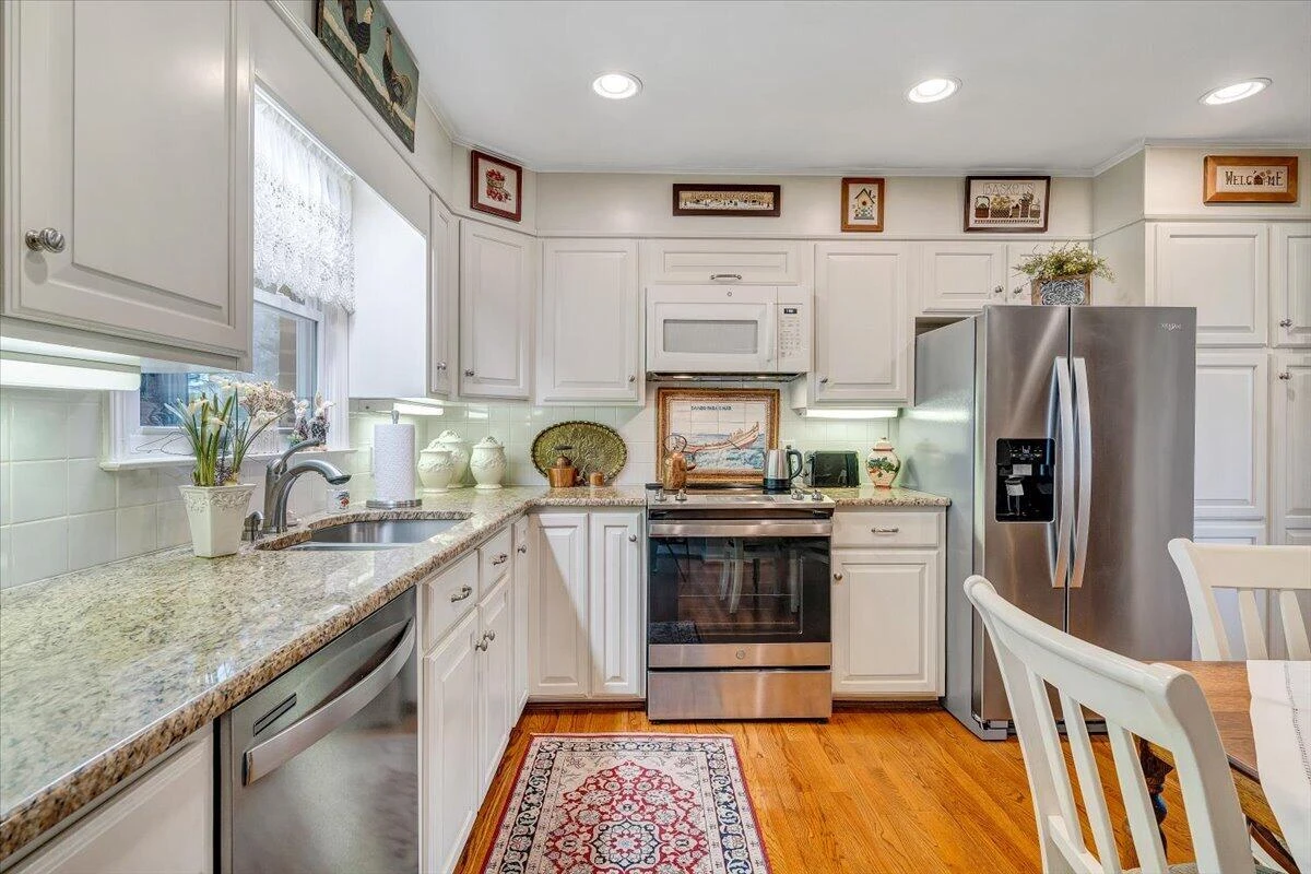 1720 WYCLIFFE ST - Photo 19