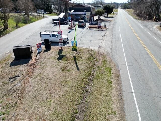 2031 S Main ST - Photo 4