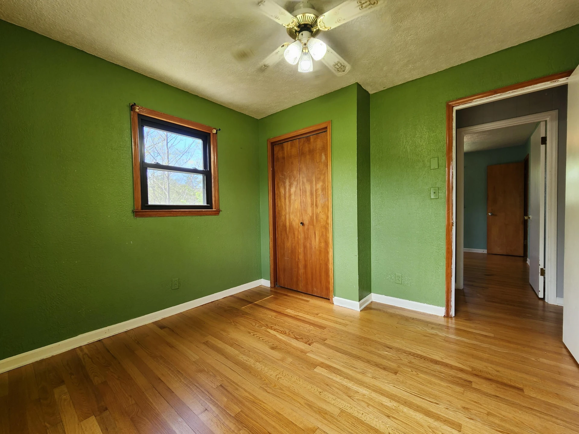 10519 Henry RD - Photo 17
