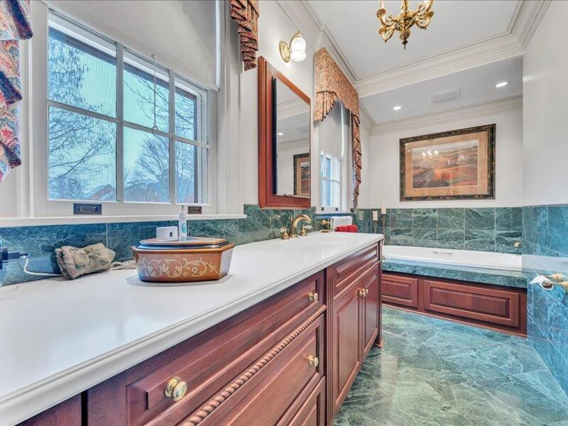 3515 Windsor Oaks CIR SW - Photo 9