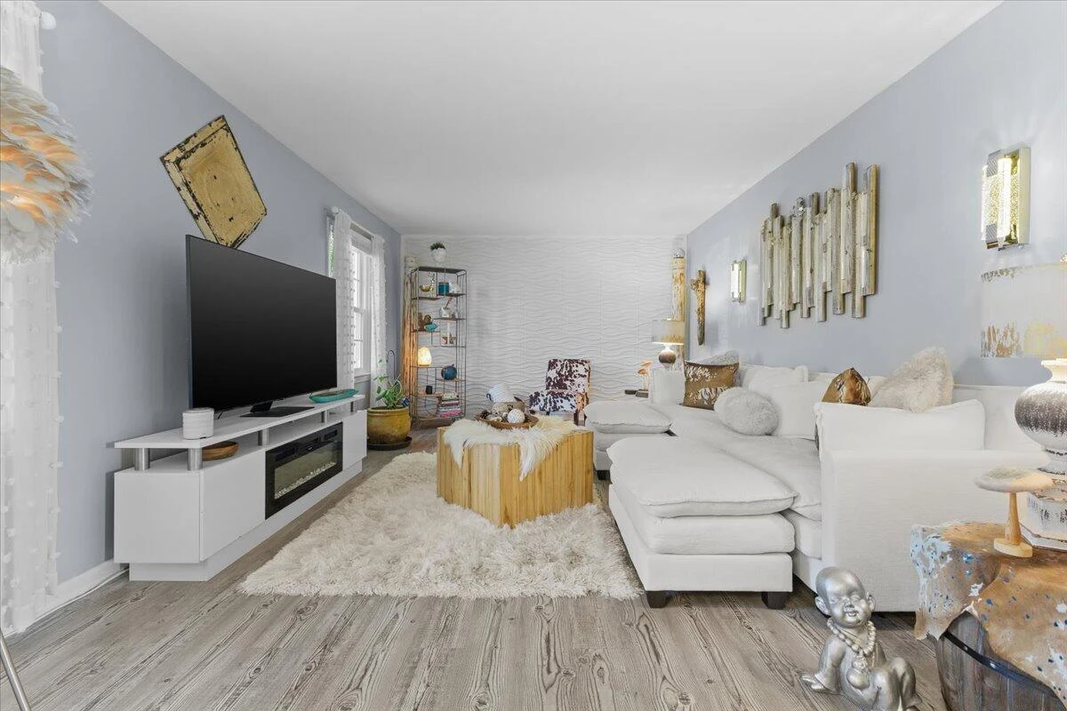 2440 Charing Cross DR - Photo 17