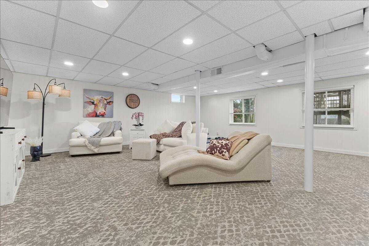 2440 Charing Cross DR - Photo 32