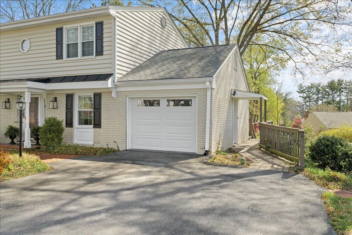 2440 Charing Cross DR - Photo 40