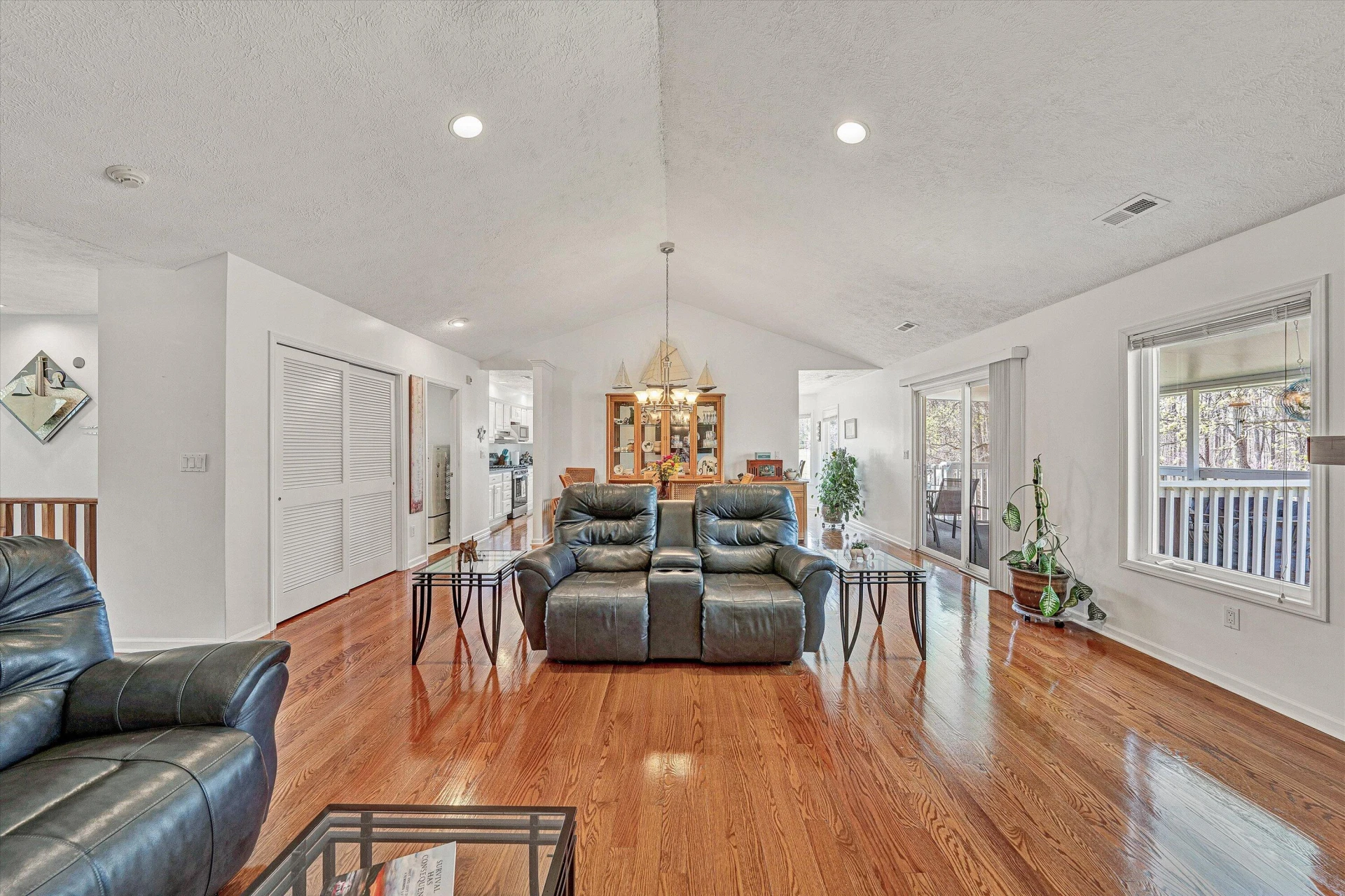 301 Indian Ridge DR - Photo 10