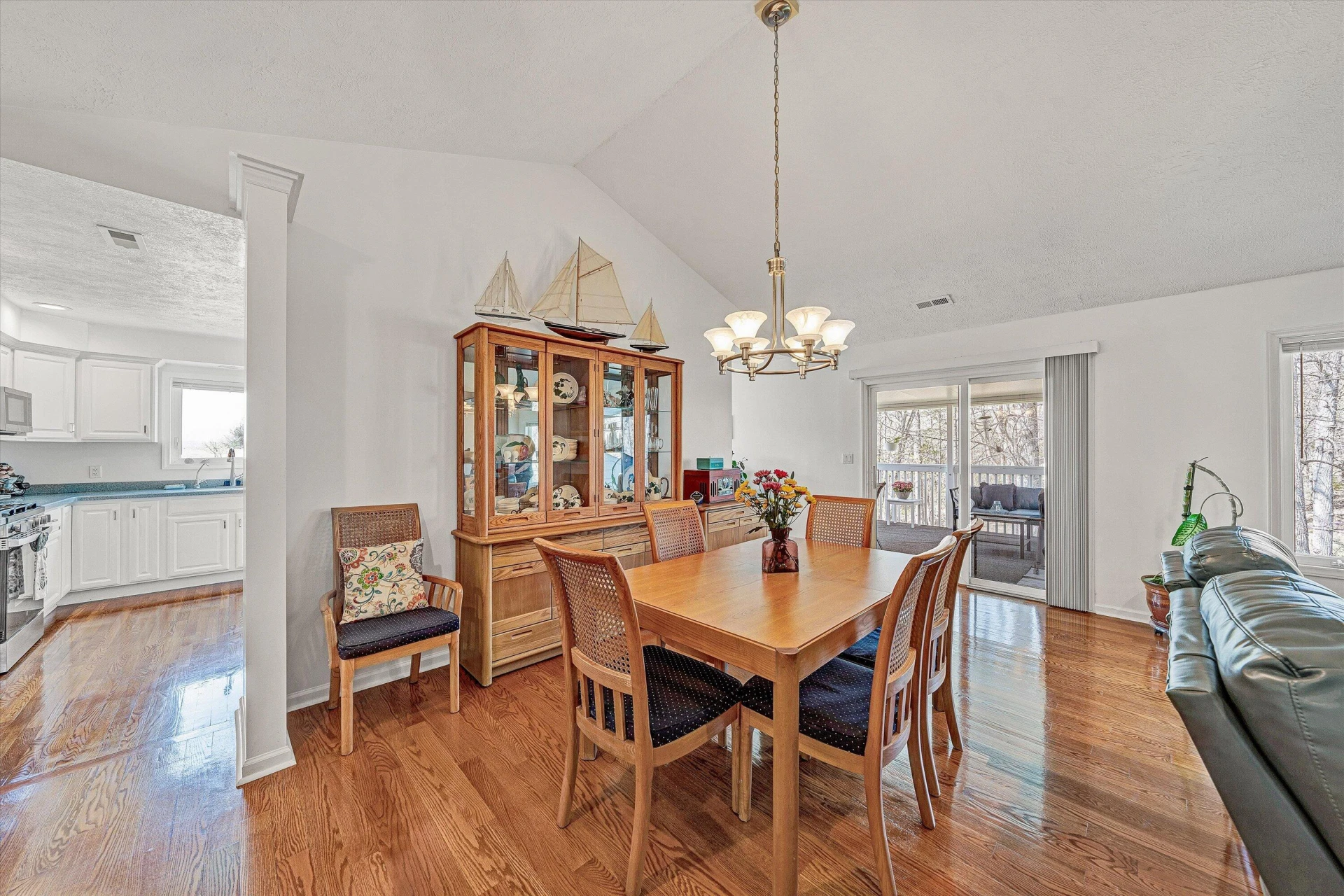 301 Indian Ridge DR - Photo 11