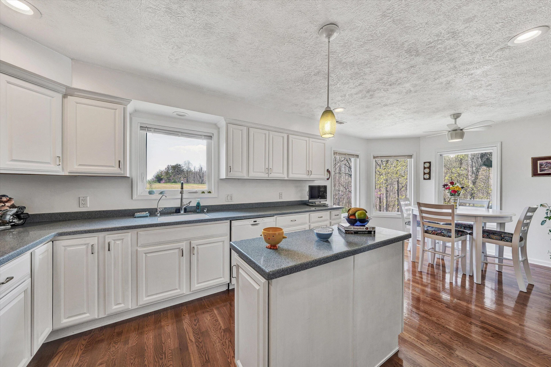 301 Indian Ridge DR - Photo 12