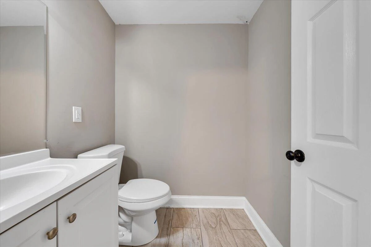 1220 Church AVE SE - Photo 21