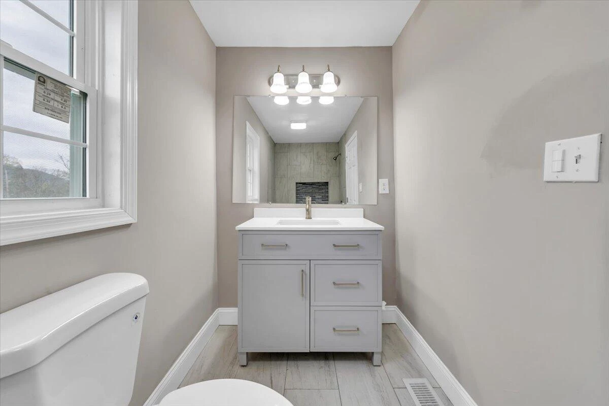 1220 Church AVE SE - Photo 30