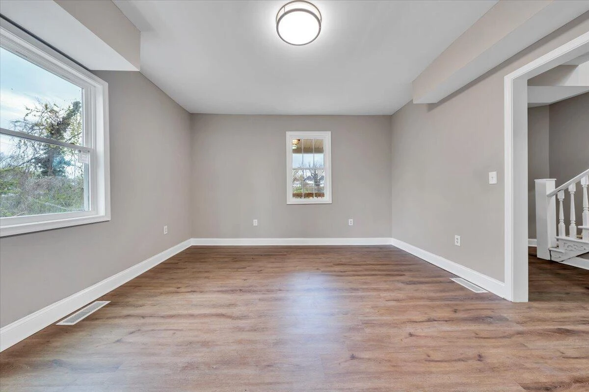 1220 Church AVE SE - Photo 7