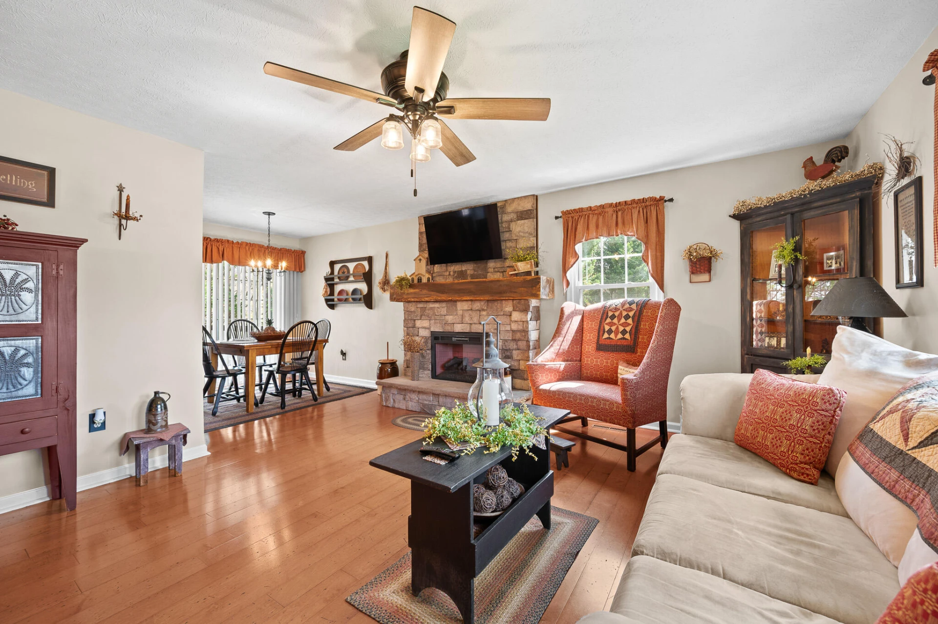 1136 Coolbrook RD - Photo 11