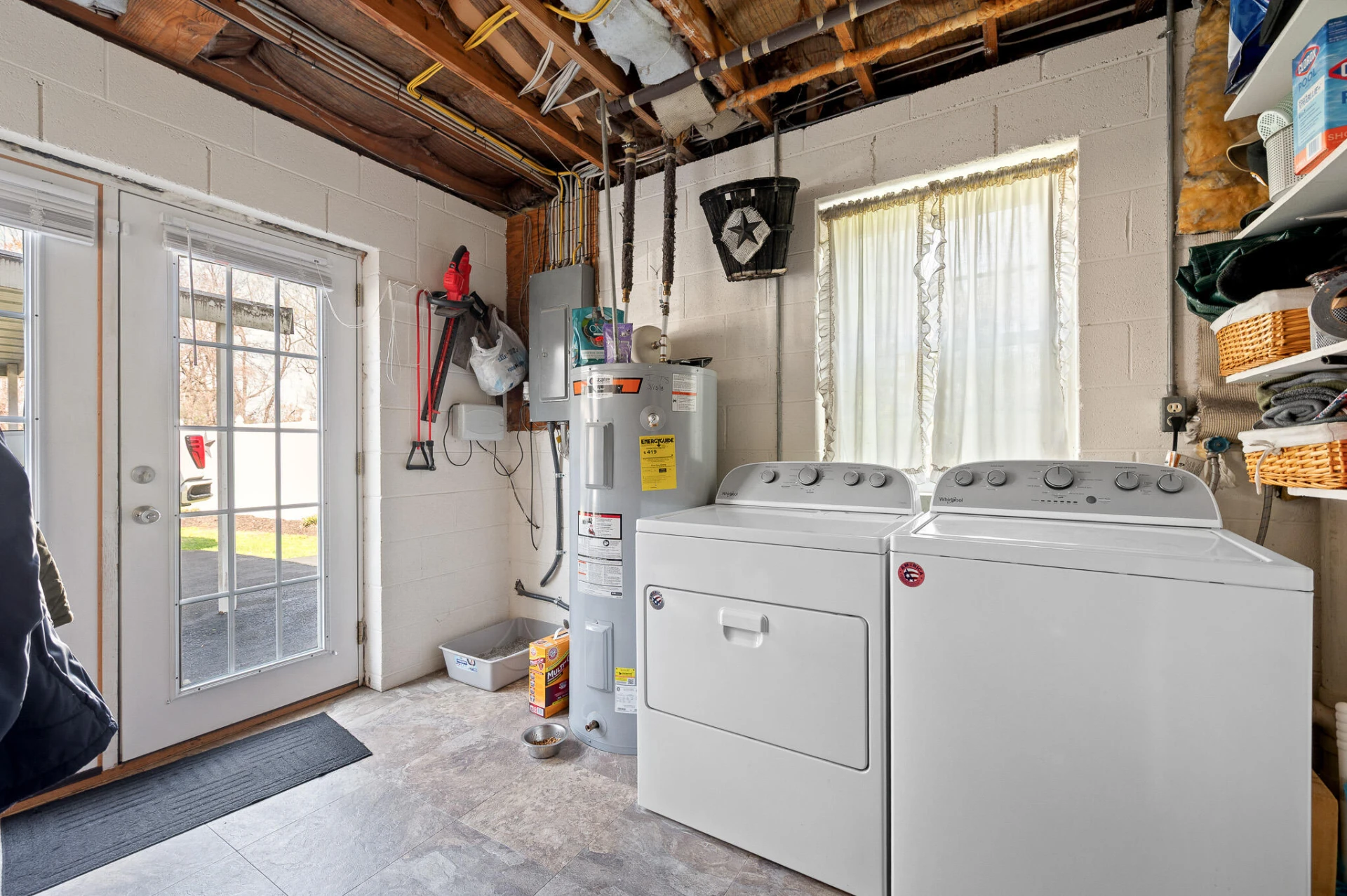 1136 Coolbrook RD - Photo 32