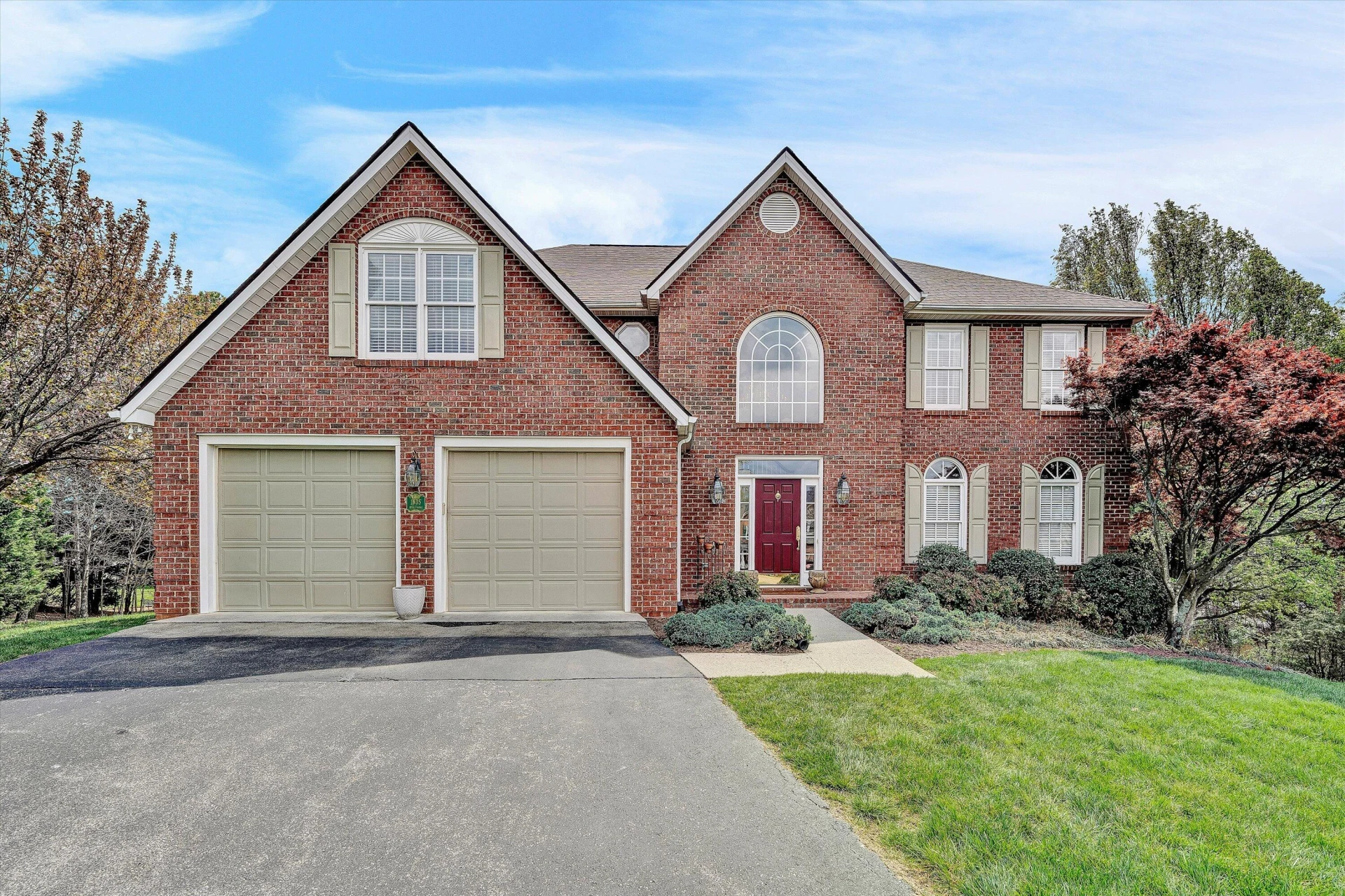 1935 Springmill RD