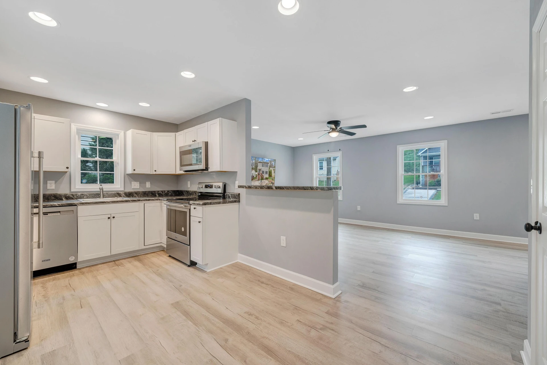 1452 Varnell AVE NE - Photo 13
