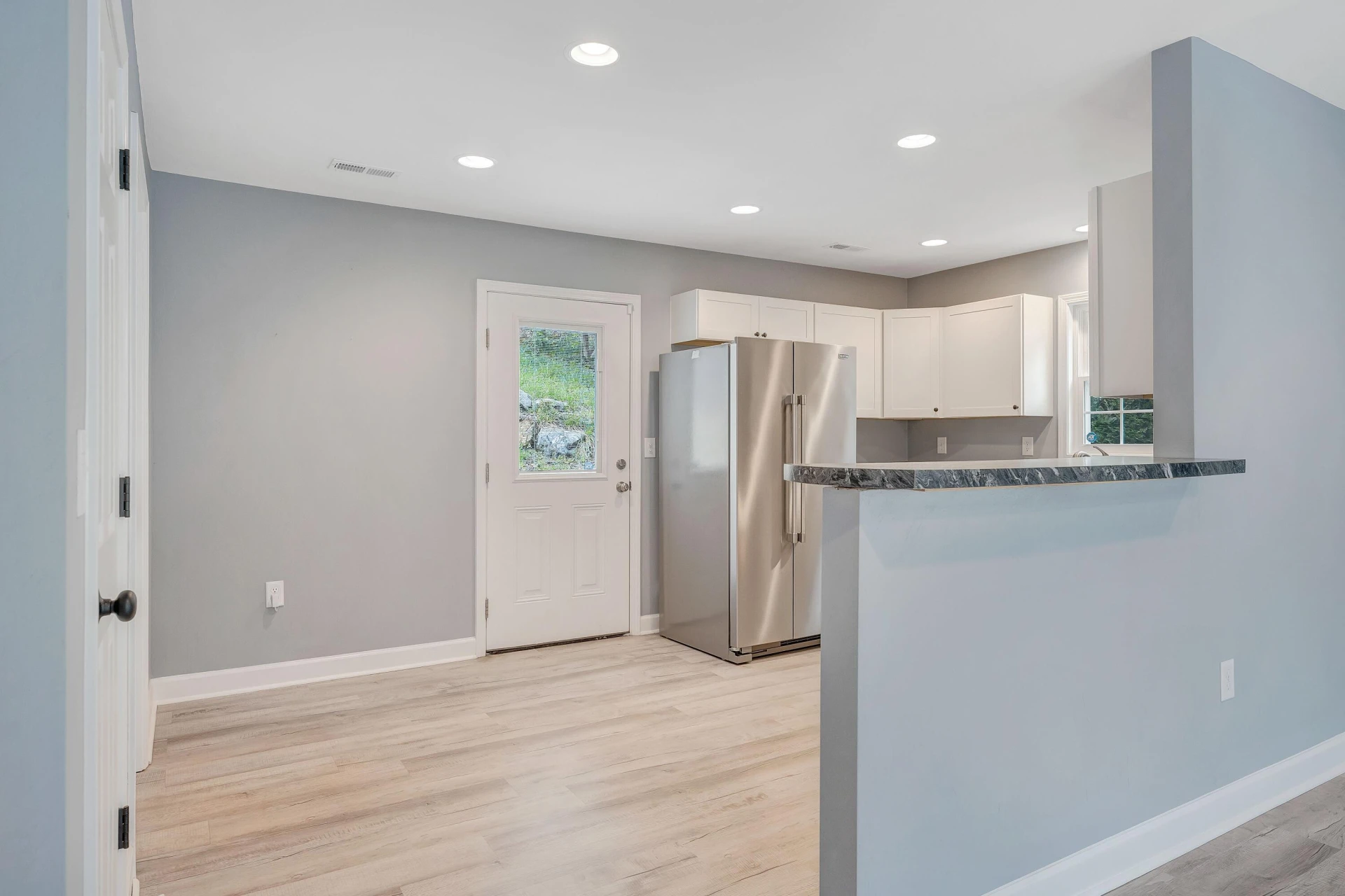 1452 Varnell AVE NE - Photo 8