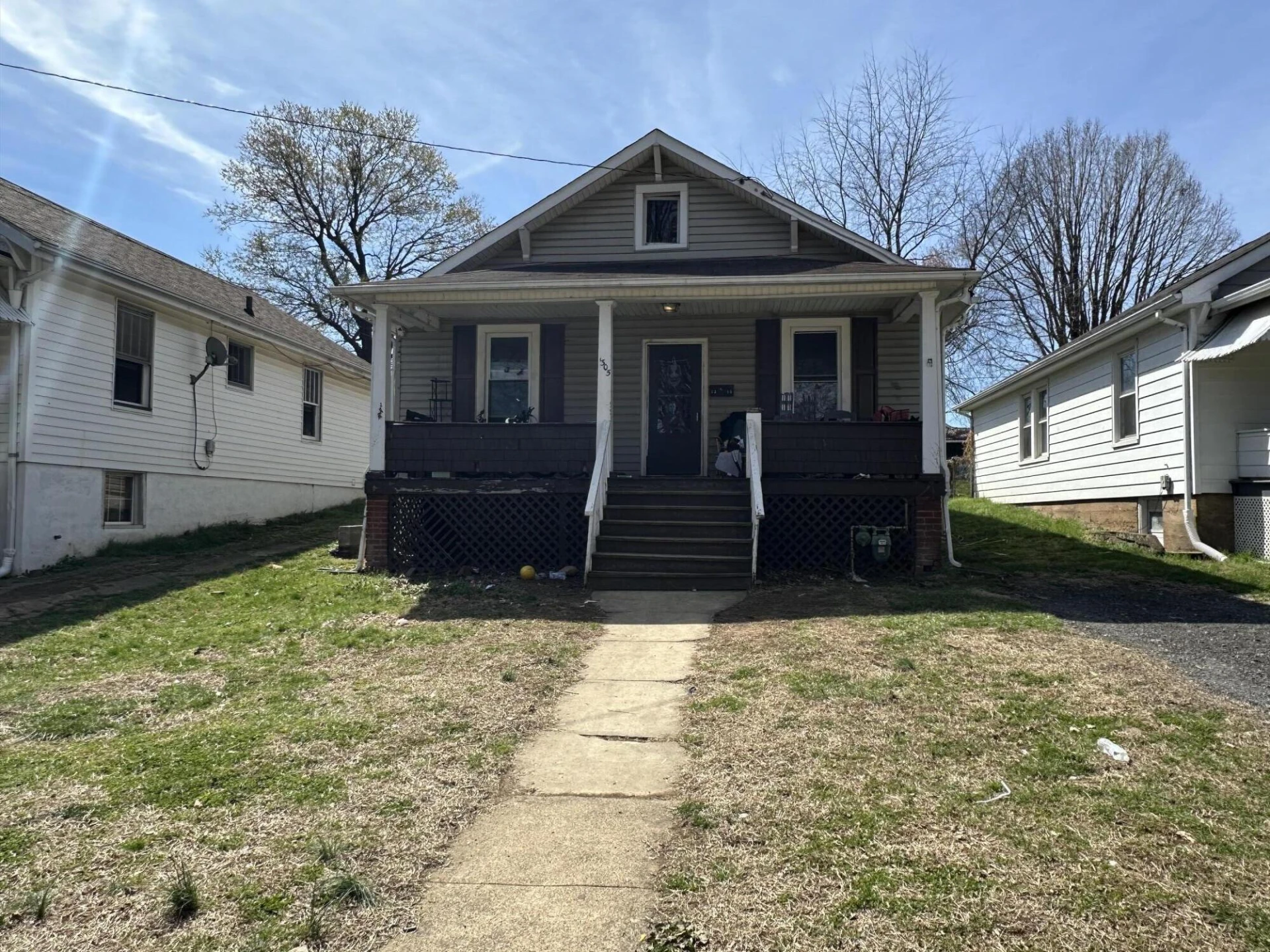1305 Penmar AVE SE