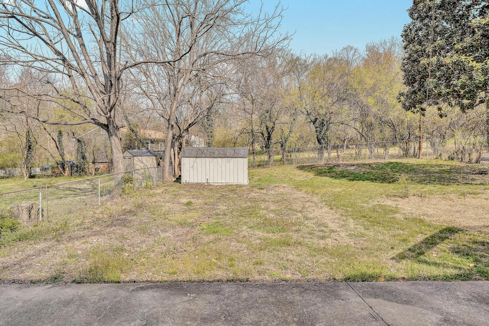 3931 Green Spring AVE NW - Photo 31