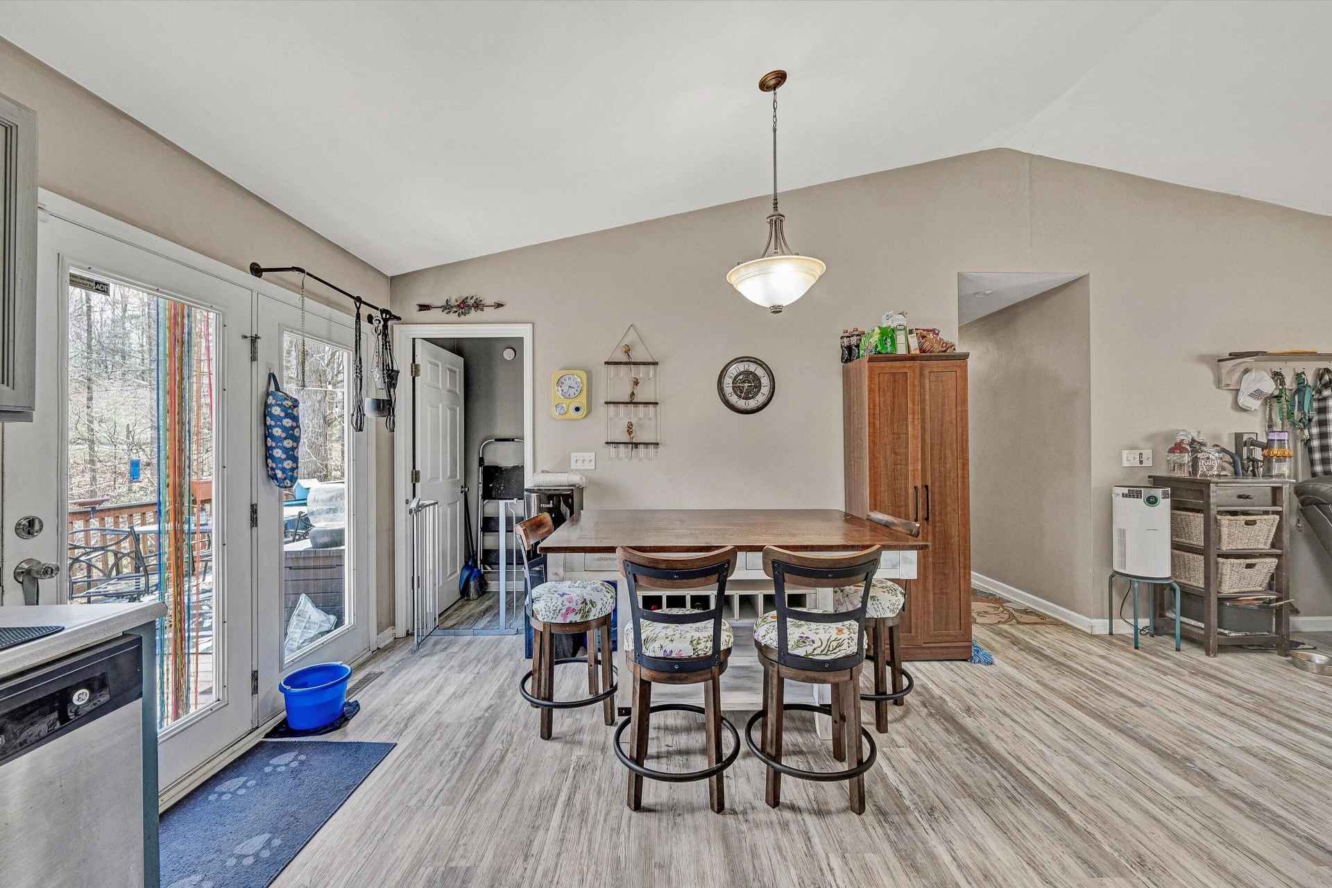 542 Mount Airy RD - Photo 12