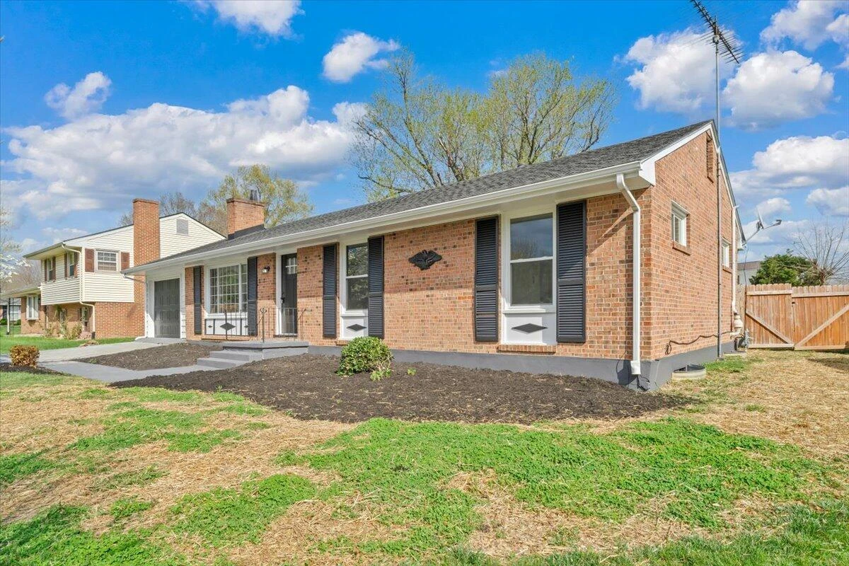 5316 Twilight RD - Photo 5