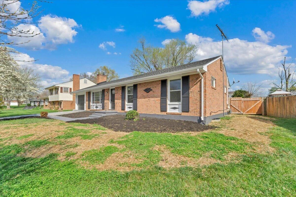 5316 Twilight RD - Photo 6