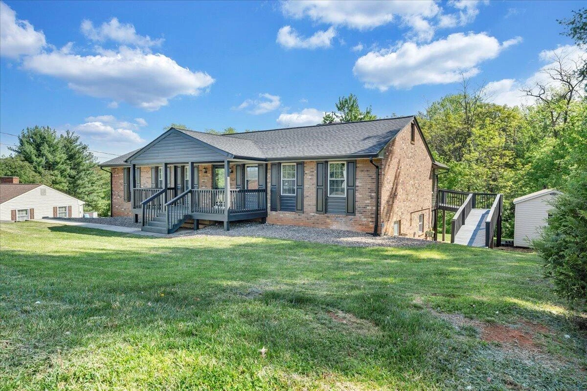 144 Rachel DR - Photo 5
