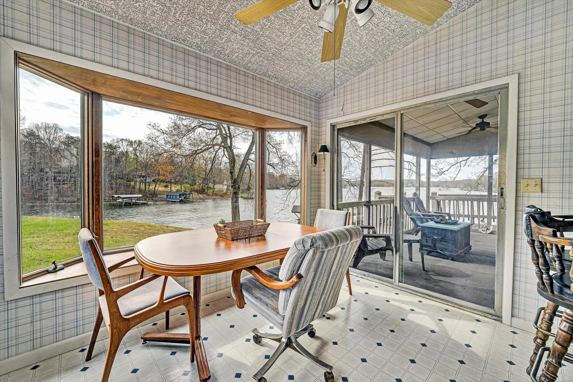 1154 Acorn DR - Photo 11
