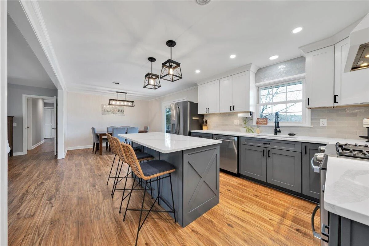 4660 Franklin ST - Photo 16