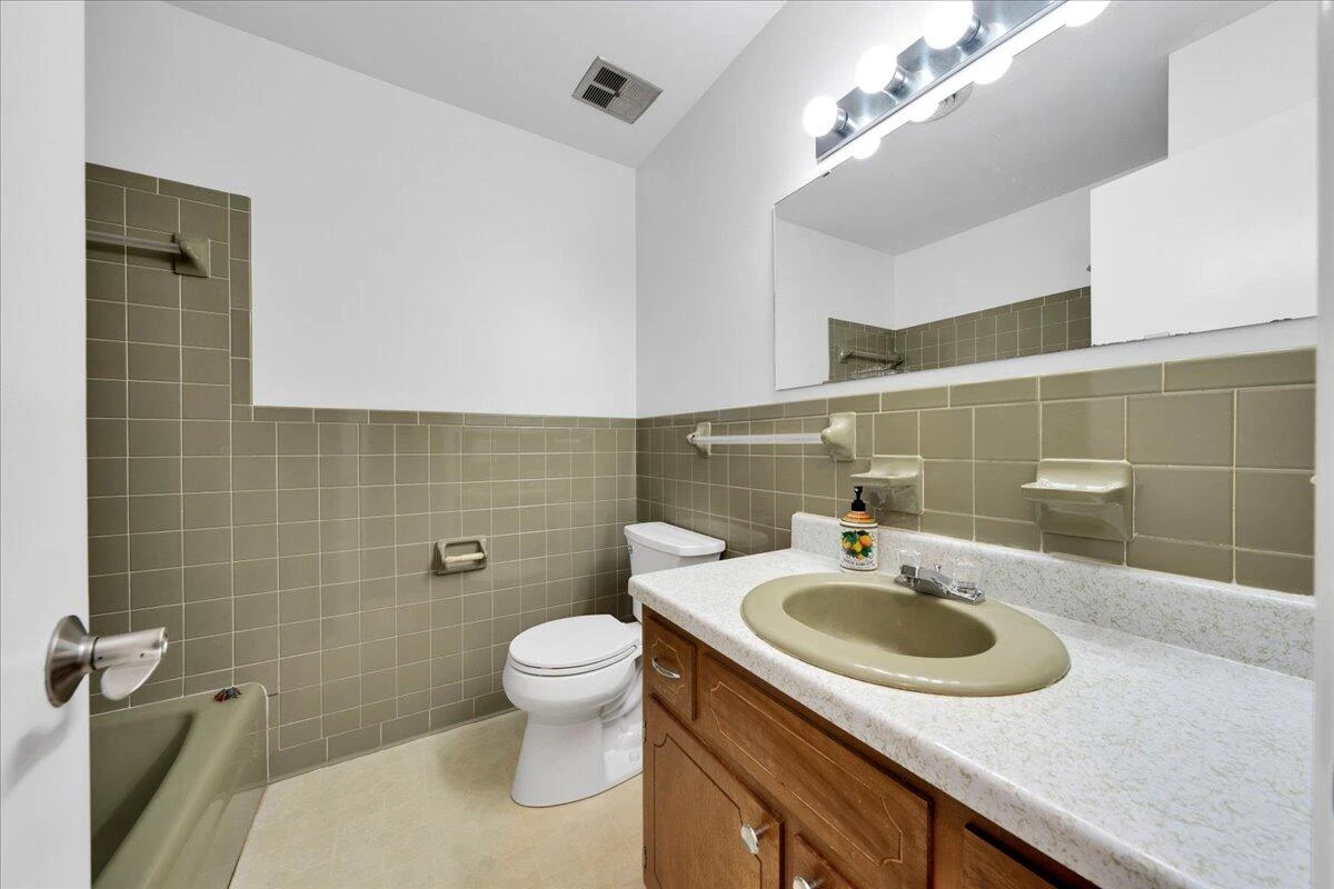 4660 Franklin ST - Photo 24