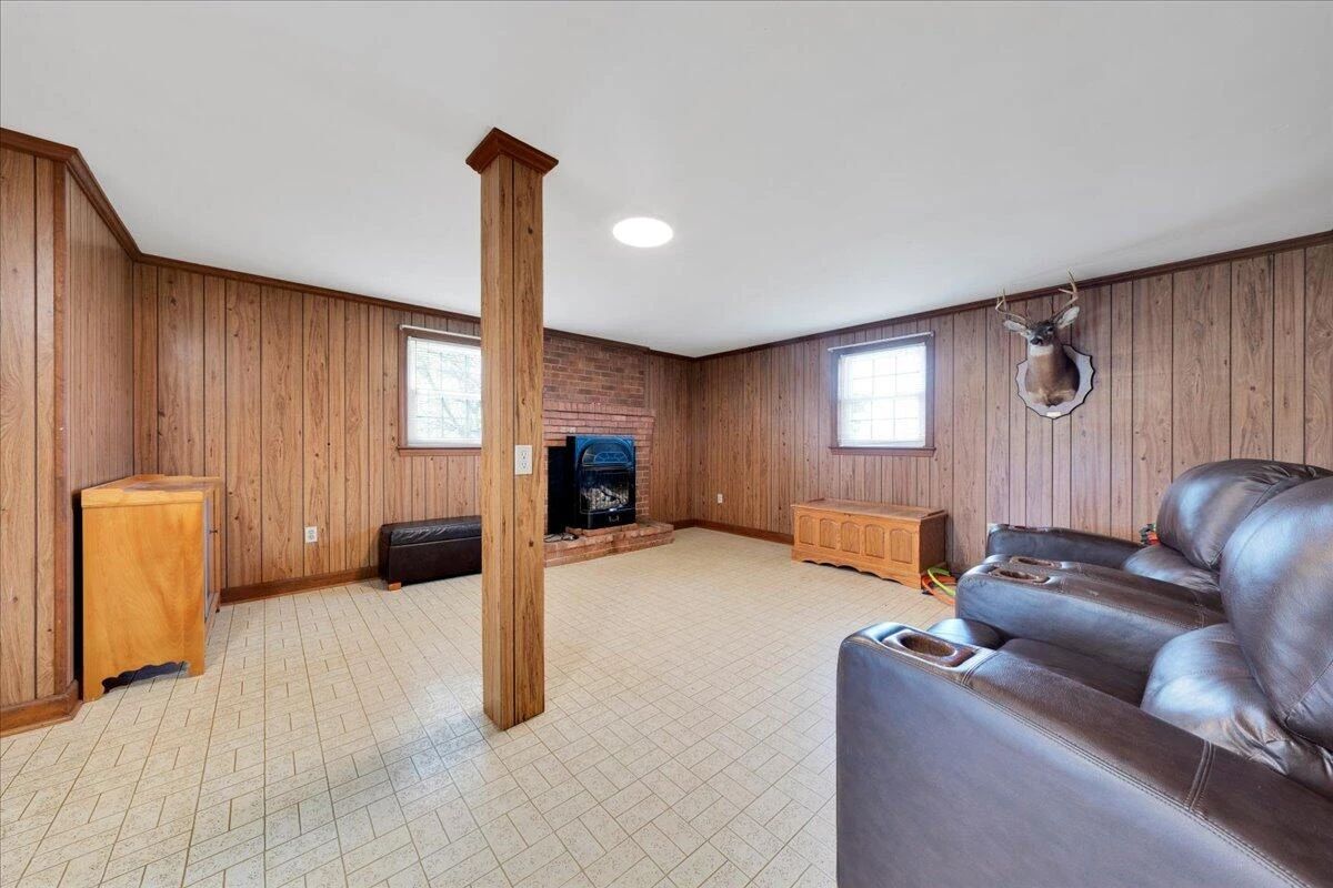 4660 Franklin ST - Photo 25