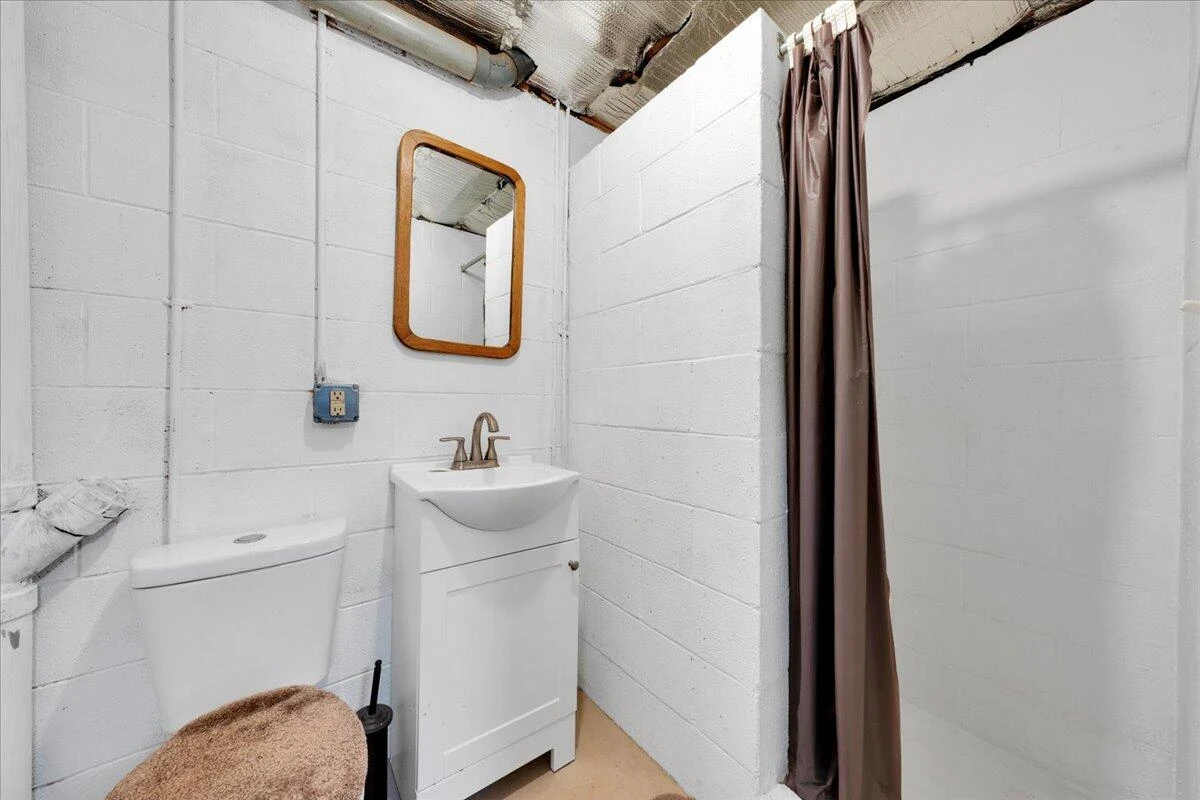 4660 Franklin ST - Photo 28