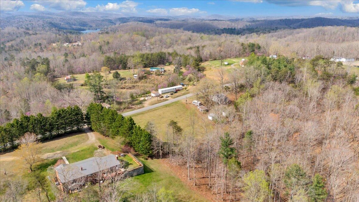 825 Knob Church RD - Photo 16