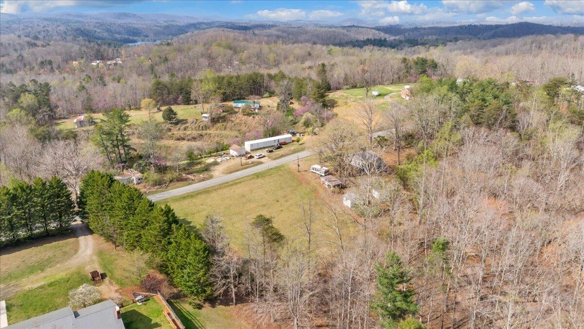825 Knob Church RD - Photo 17