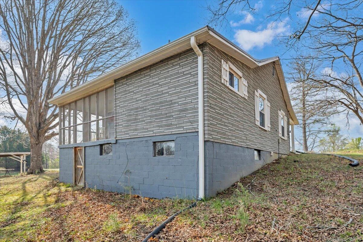 825 Knob Church RD - Photo 36