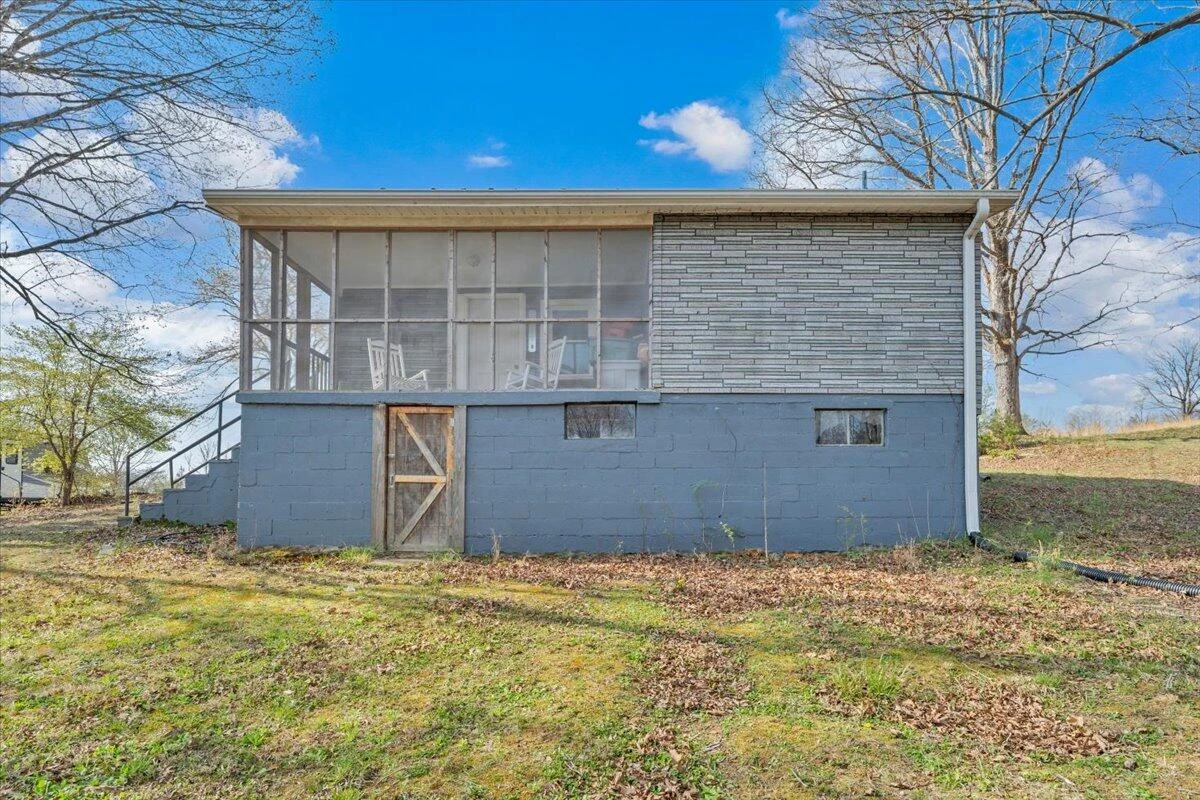 825 Knob Church RD - Photo 38