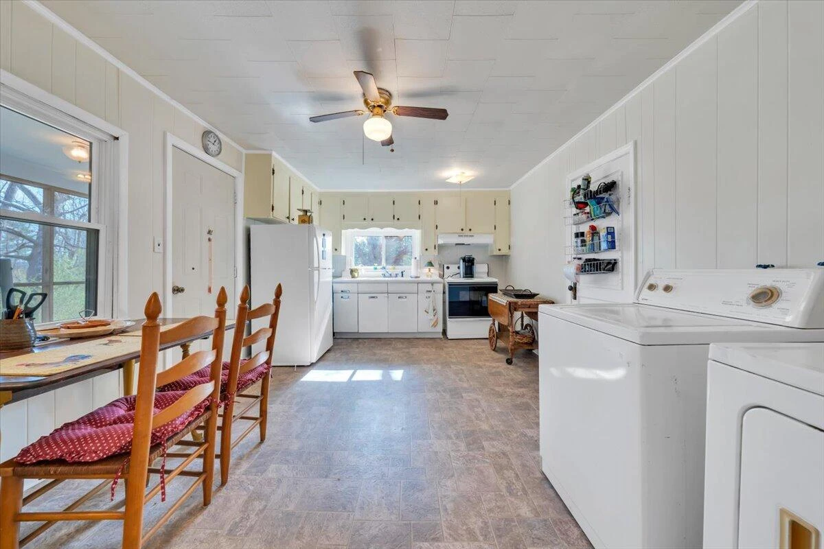 825 Knob Church RD - Photo 56
