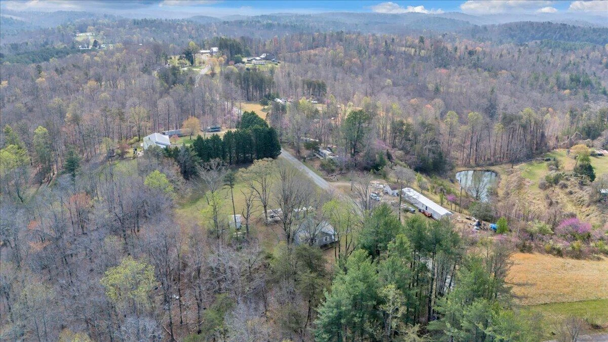 825 Knob Church RD - Photo 9