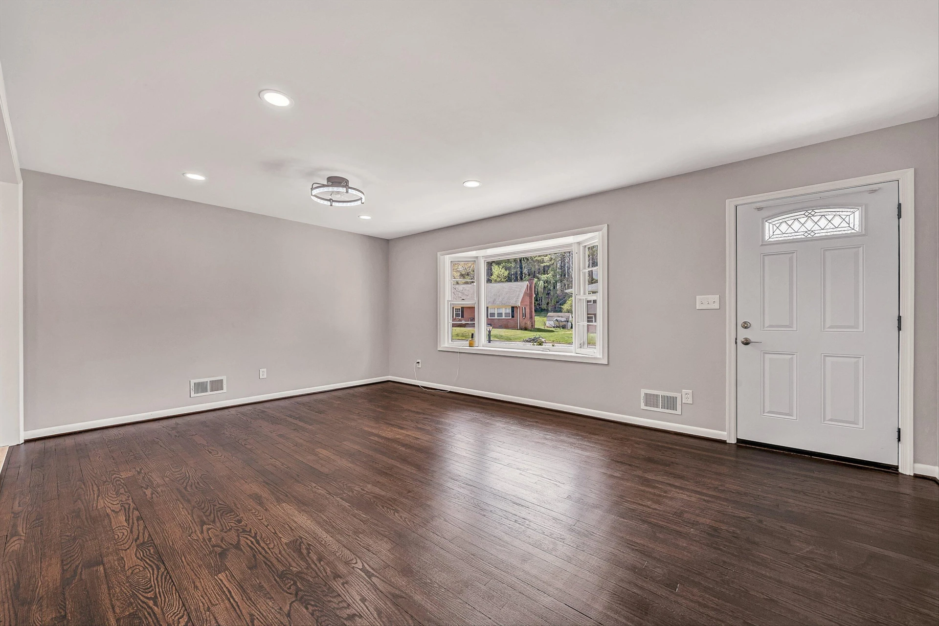 3138 Galloway DR - Photo 3