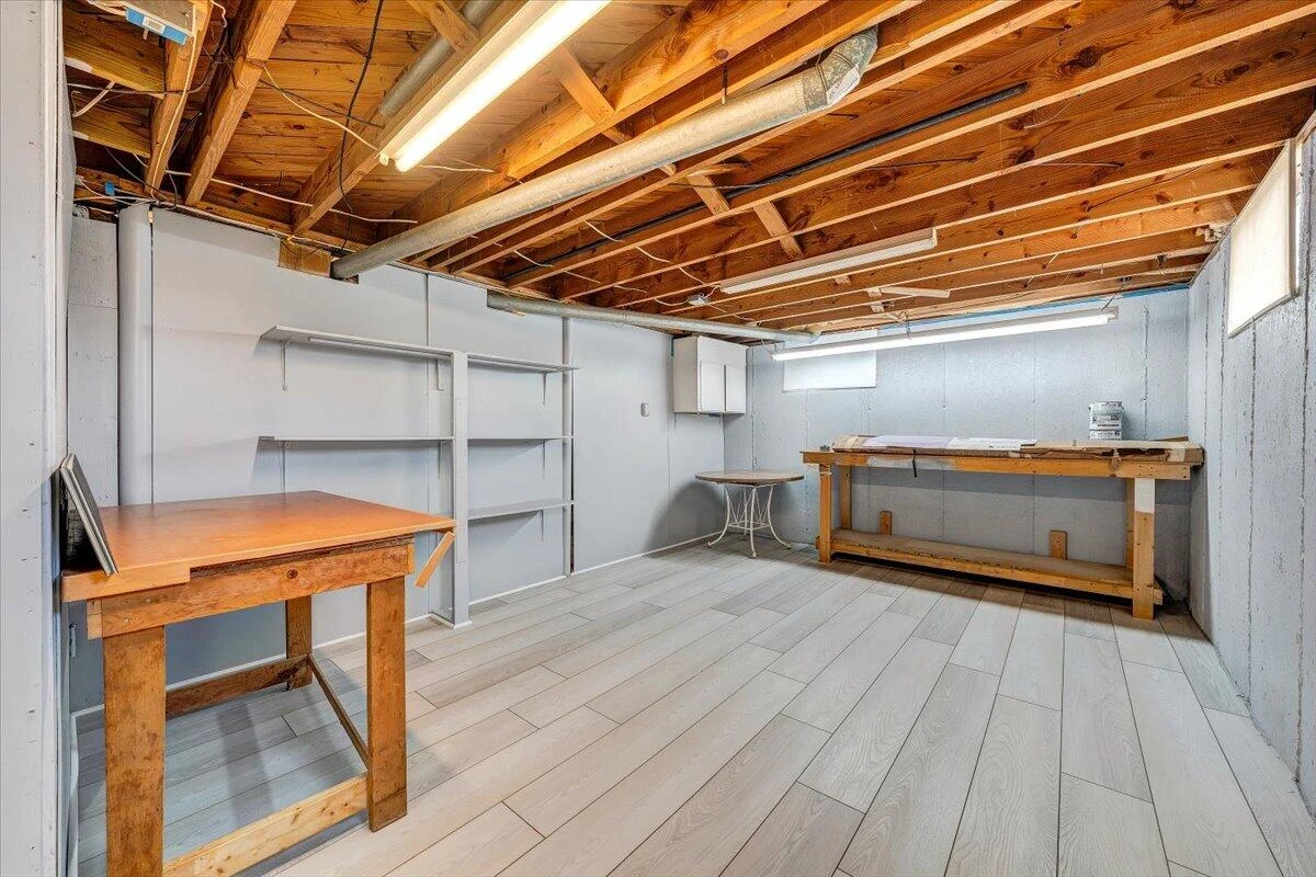 106 Hurst AVE NE - Photo 24