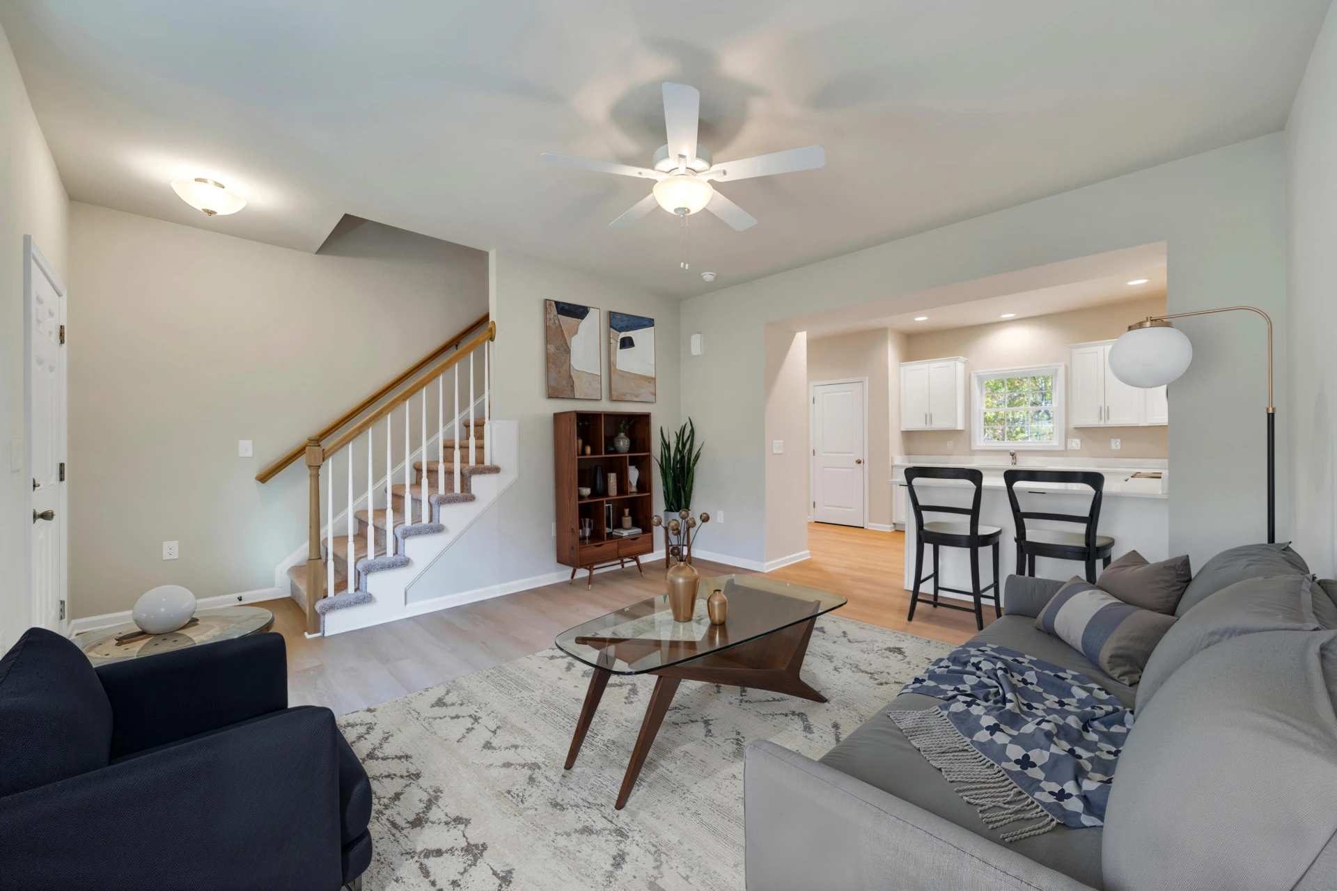 1107 Niagara RD - Photo 2