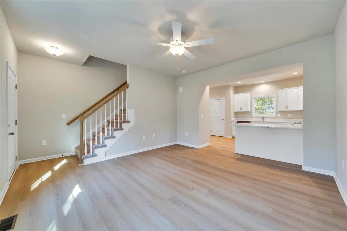 1109 Niagara RD - Photo 3