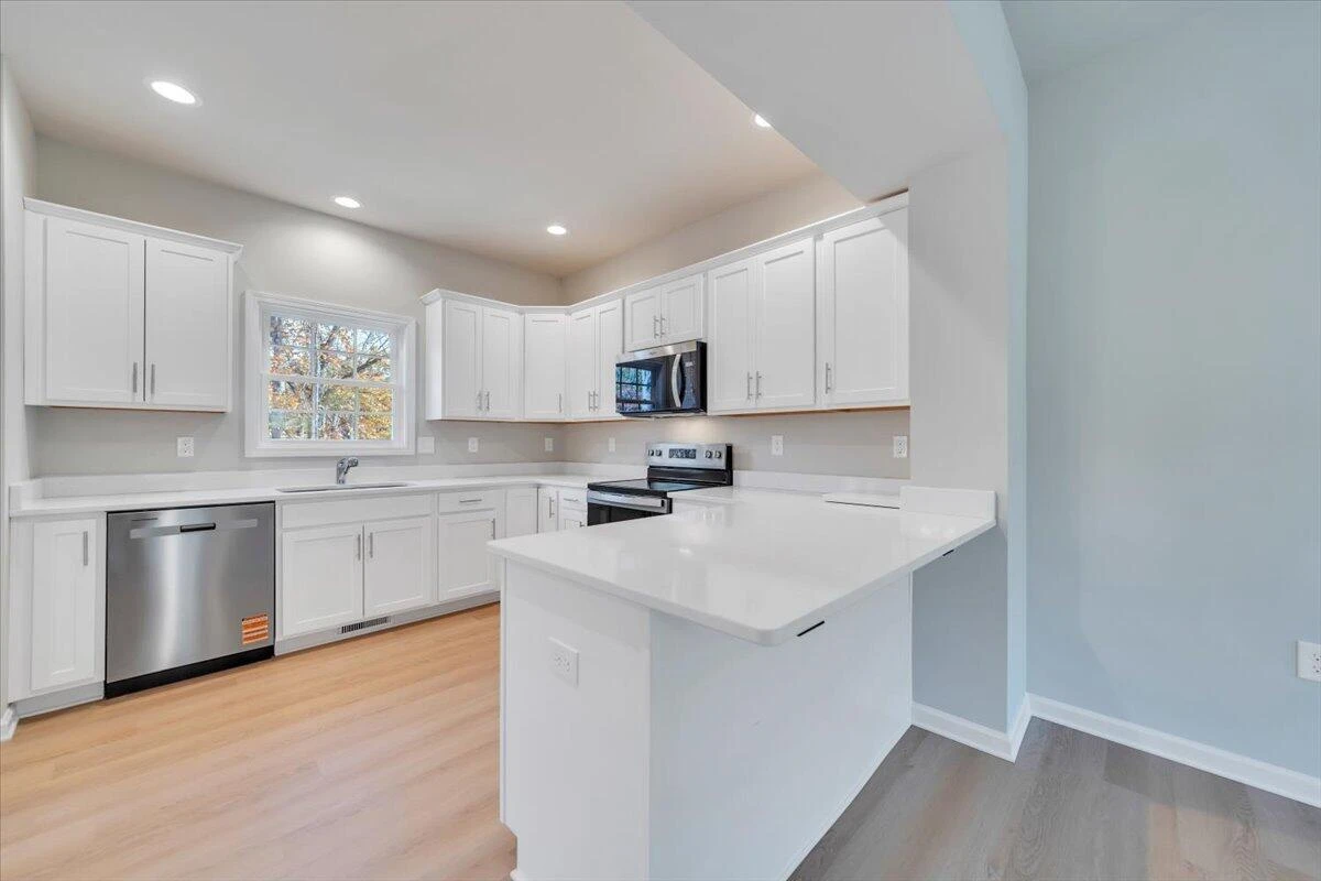 1109 Niagara RD - Photo 9