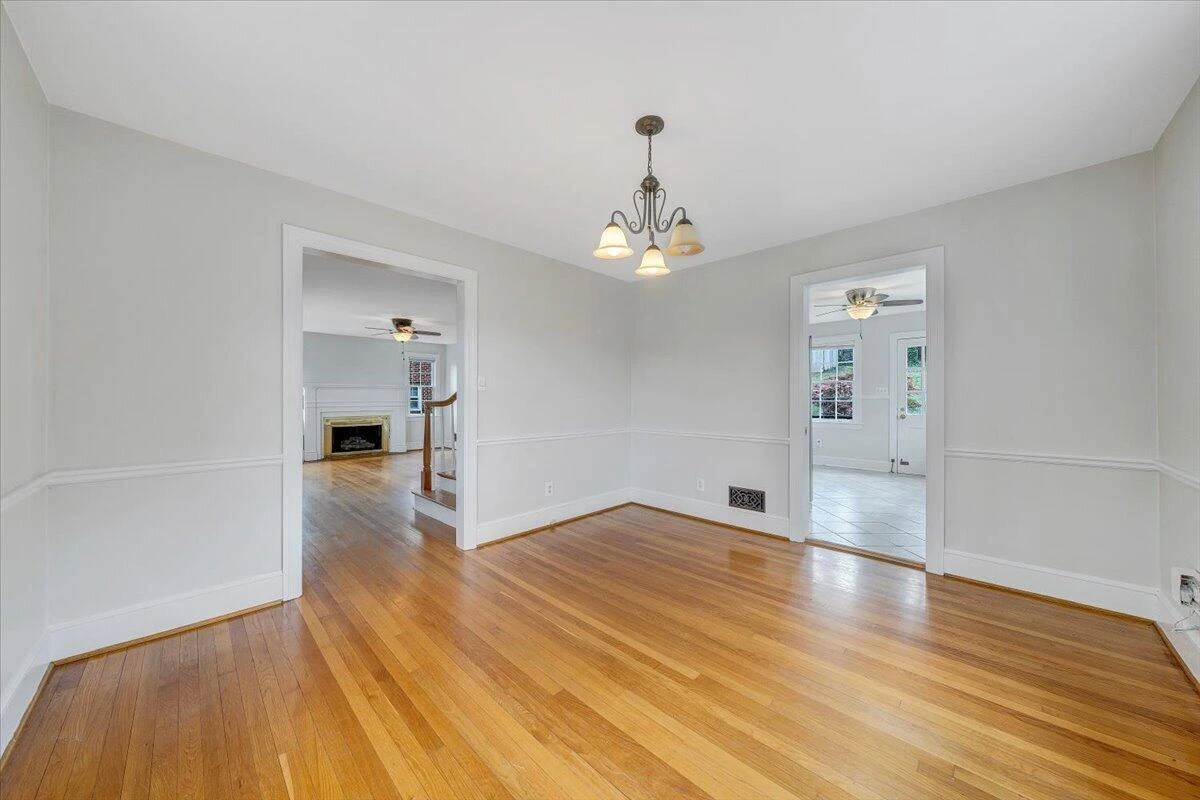 2522 Livingston RD SW - Photo 10