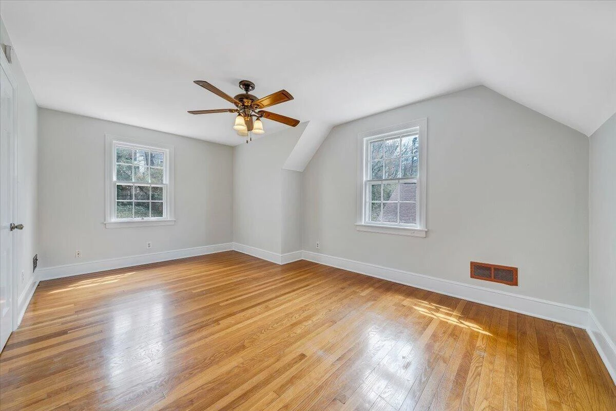 2522 Livingston RD SW - Photo 18