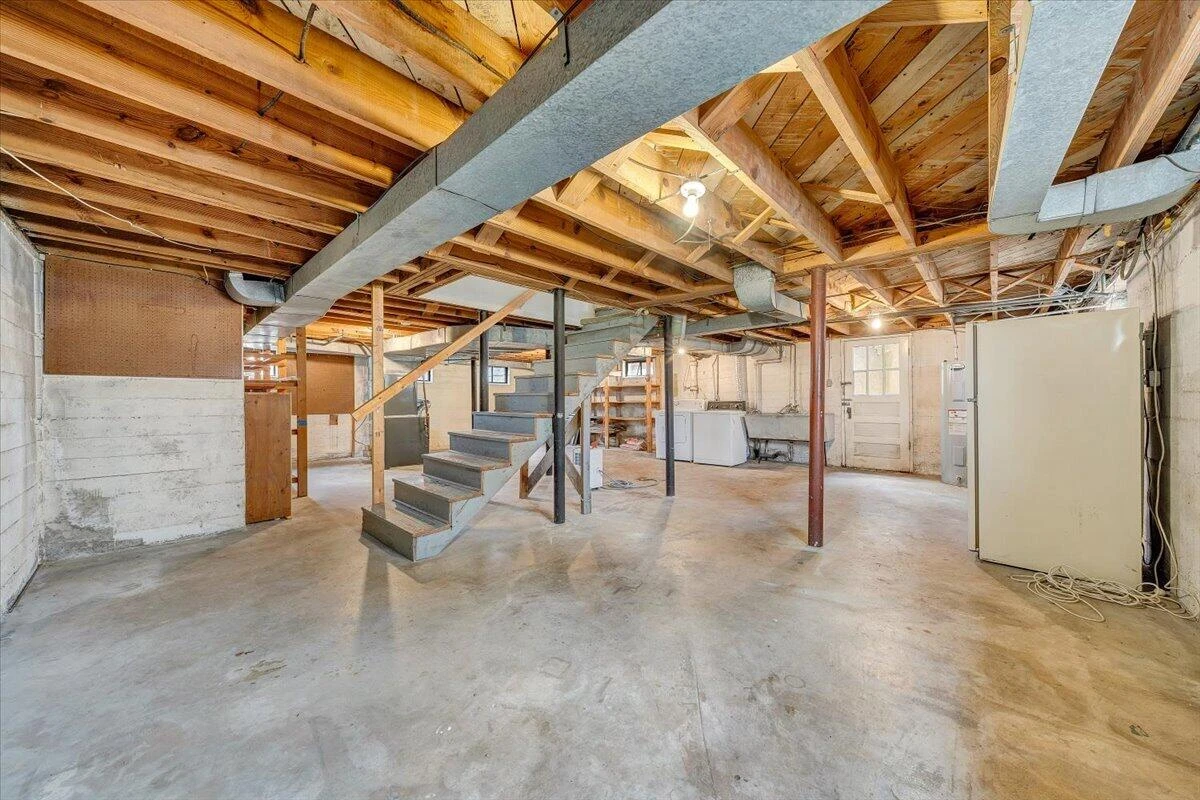 2522 Livingston RD SW - Photo 22