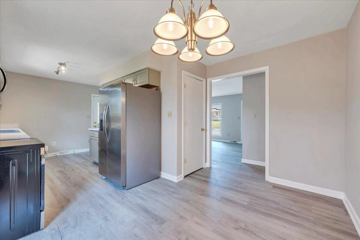 3440 Belle AVE NE - Photo 12